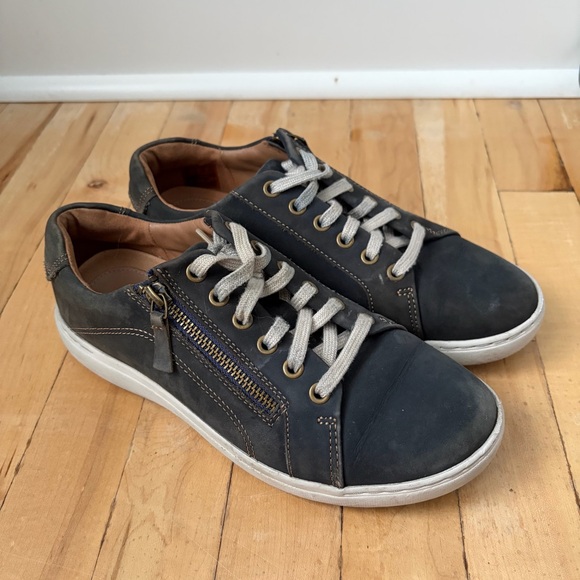 Clarks Shoes - Clarks Shoes Womens 8 W Blue Leather Sneakers Zip Lace Up Casual Walking